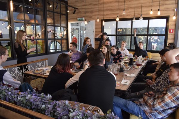 17 мая 2019 года СПб ГАУ ЦТР совместно с сетью ресторанов «Евразия» провел профориентационное мероприятие для студентов колледжа бизнеса и технологий СПбГЭУ